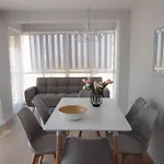 Appartement Seaside Views In *