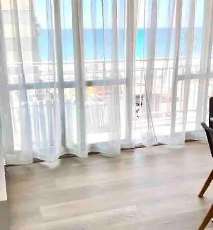 Apartment Seaside Views In Salou